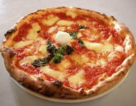 Festa della Pizza con Canzoniere Grecanico Salentino