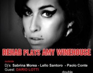 Rehab plays Amy Winehouse in concerto