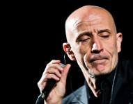 Peppe Servillo e Solis String Quartet in concerto