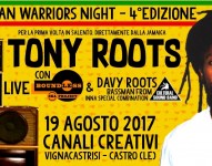 Tony Roots in concerto