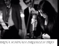 Sabrina Schinaia Drumless Trio in concerto